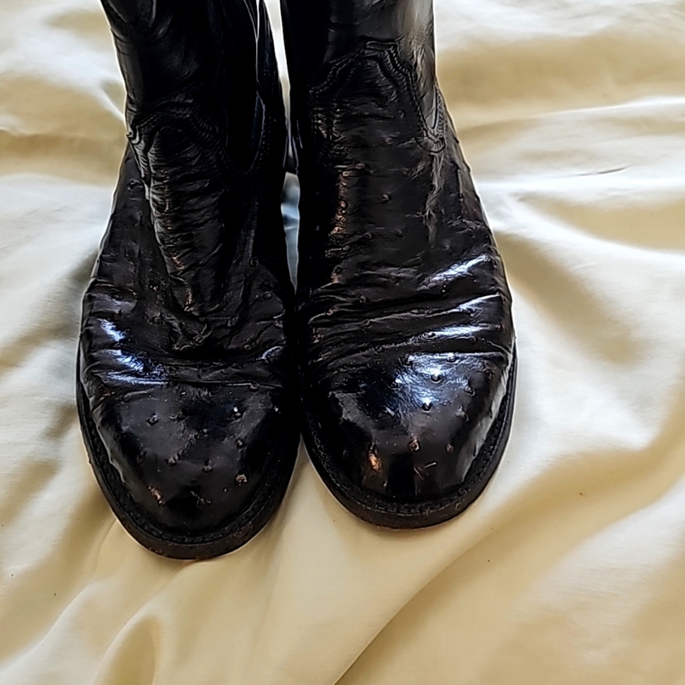 Lucchese 2000 womans Ostich boots size 5.5" barely worn